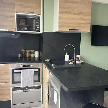 Le - Parking & Balcon Apartment