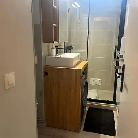 Le - Parking & Balcon