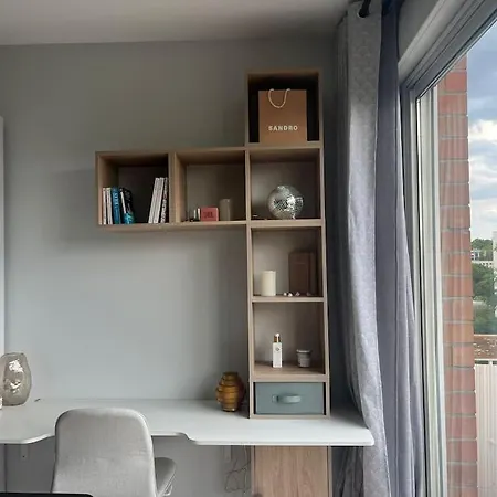 Le - Parking & Balcon