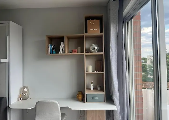 Le - Parking & Balcon